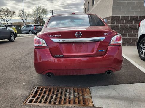 Used 2014 Nissan Altima 2.5 SV w/ Convenience Package image 7