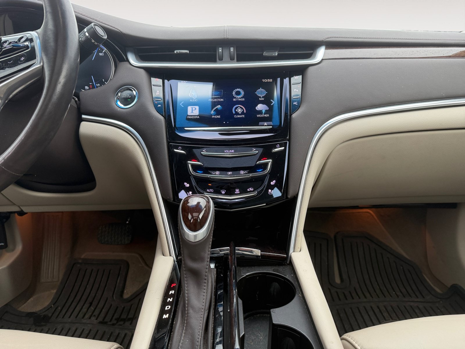 Certified 2016 Cadillac XTS Premium FWD image 11