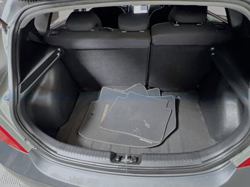 Used 2012 Hyundai Accent GS image 32