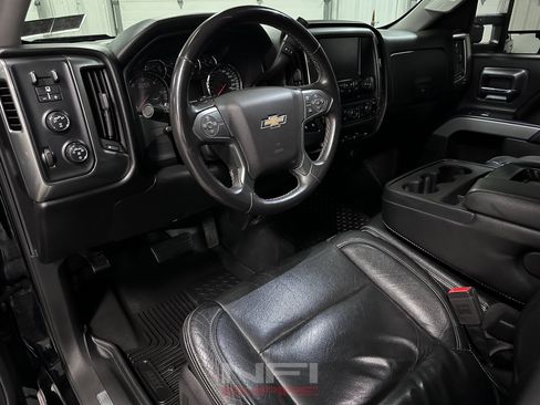Used 2017 Chevrolet Silverado 1500 LT w/ All Star Edition AWD/4WD image 23
