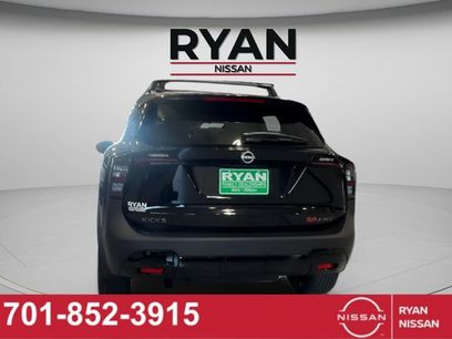New 2026 Nissan Kicks SR w/ Cold Weather Package