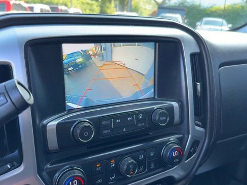 Used 2017 GMC Sierra 1500 SLT w/ SLT Premium Package AWD/4WD image 17