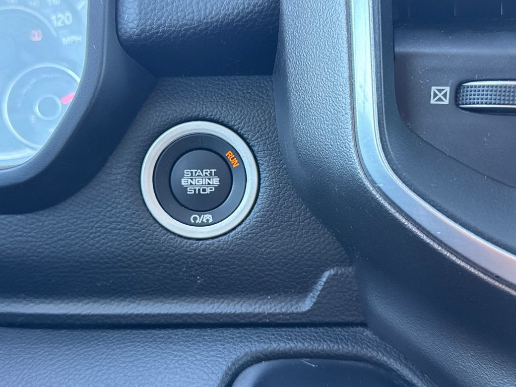 Used 2019 RAM 1500 Big Horn AWD/4WD image 27