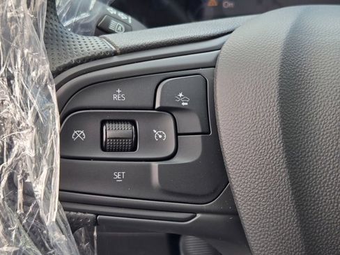 New 2026 Buick Envista Sport Touring FWD image 39