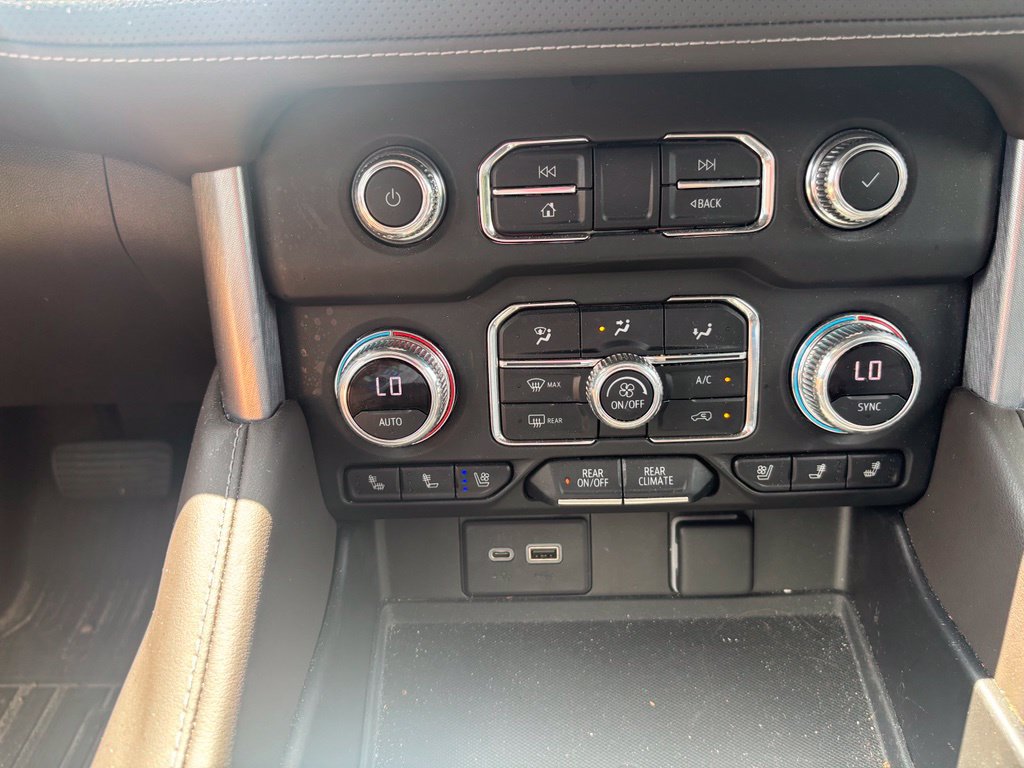 Used 2021 GMC Yukon XL SLT RWD image 34