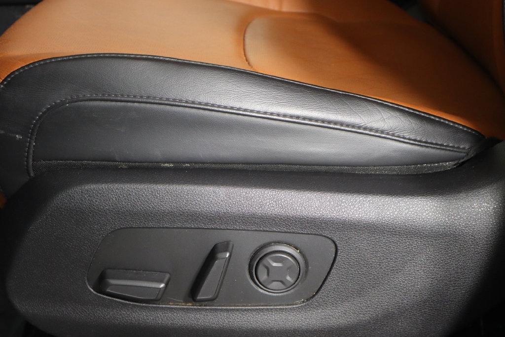 Used 2024 Kia Carnival SX FWD image 24