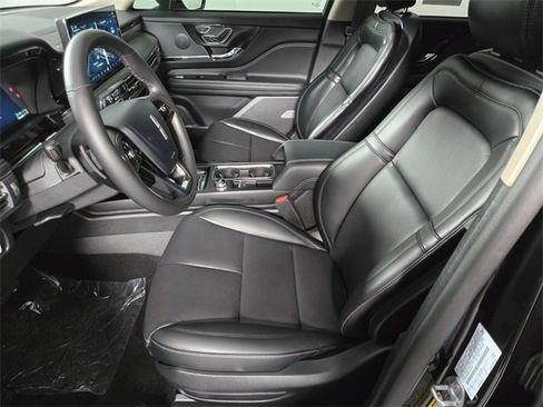 New 2025 Lincoln Corsair Grand Touring w/ Rear Removable Package Tray image 7