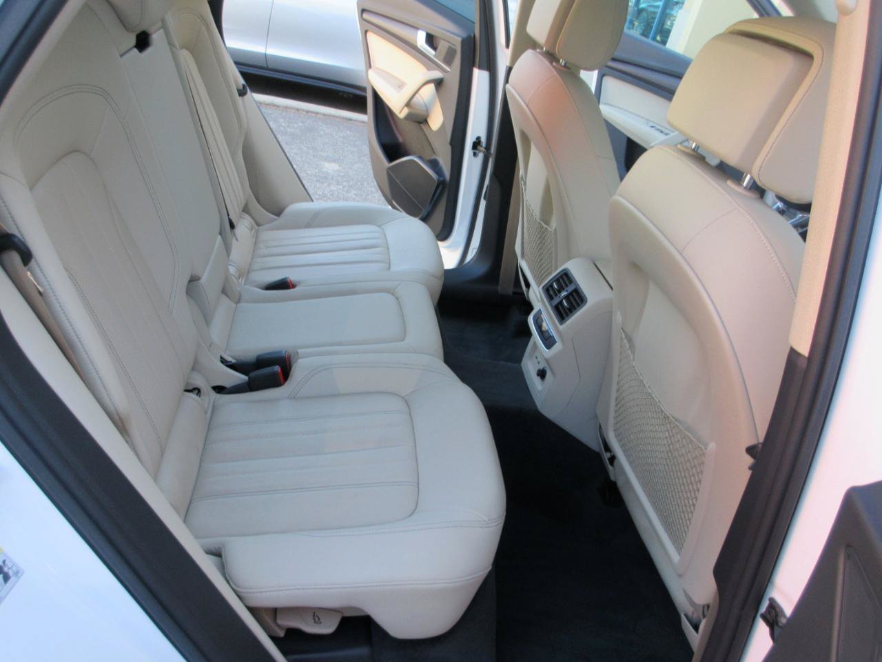 Used 2023 Audi Q5 2.0T Premium w/ Convenience Package AWD/4WD image 35