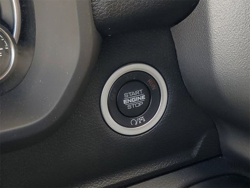 Used 2024 RAM 2500 Big Horn w/ Bed Utility Group image 20