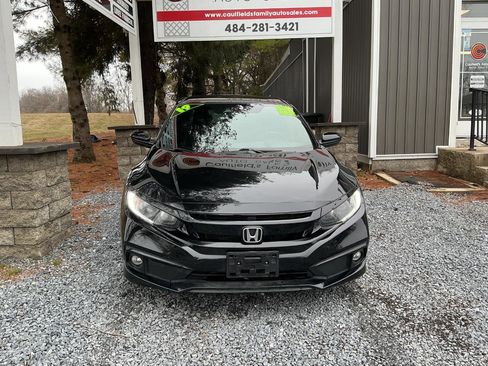 Used 2019 Honda Civic Sport image 2