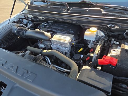 Used 2021 RAM 1500 Big Horn AWD/4WD image 33