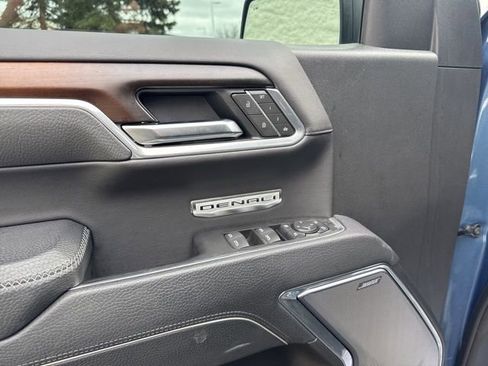 Used 2025 GMC Sierra 1500 Denali w/ Denali Reserve Package image 13