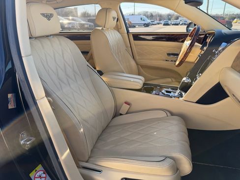 Used 2014 Bentley Flying Spur W12 image 24