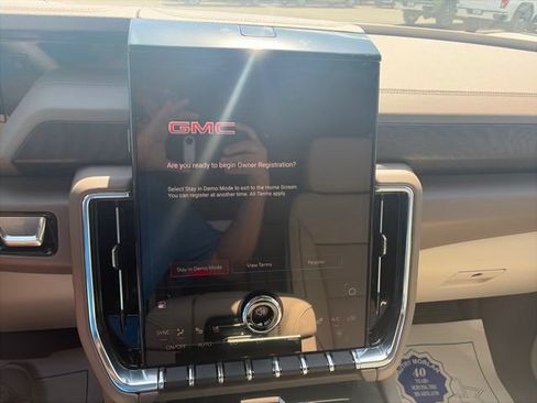 New 2026 GMC Yukon Denali w/ Advanced Technology Package AWD/4WD image 22