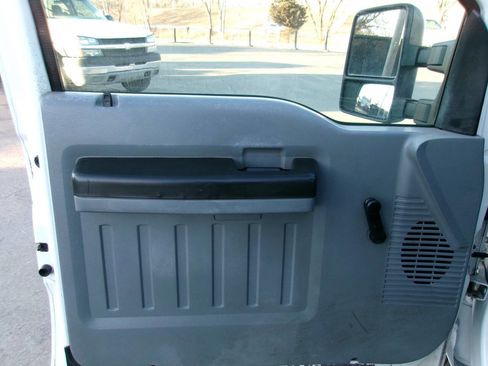 Used 2015 Ford F250 XL image 15