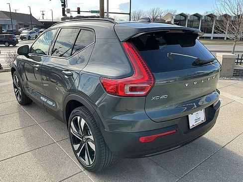 New 2026 Volvo XC40 B5 Ultra w/ Climate Package image 10