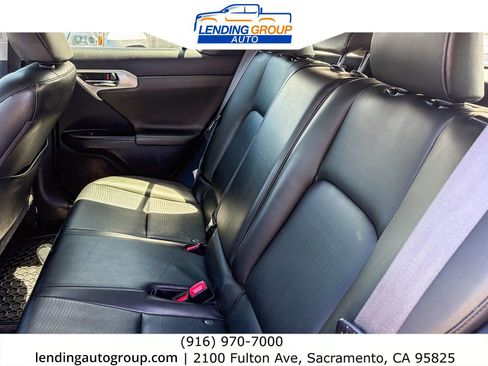 Used 2012 Lexus CT 200h Premium FWD image 17