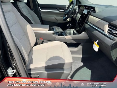 New 2025 GMC Terrain Elevation image 18