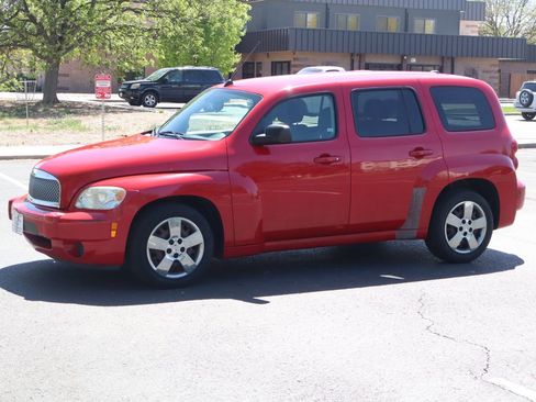 Used 2011 Chevrolet HHR LS image 10