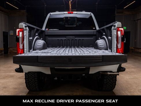 Used 2026 Ford F250 Platinum AWD/4WD image 9
