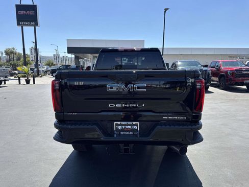 New 2025 GMC Sierra 2500 Denali Ultimate w/ Max Trailering Package image 6