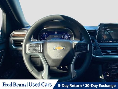 Used 2023 Chevrolet Tahoe Premier AWD/4WD image 17