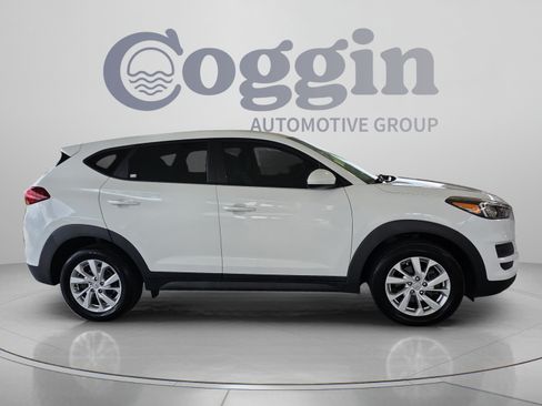 Used 2021 Hyundai Tucson SE w/ Cargo Package FWD image 6