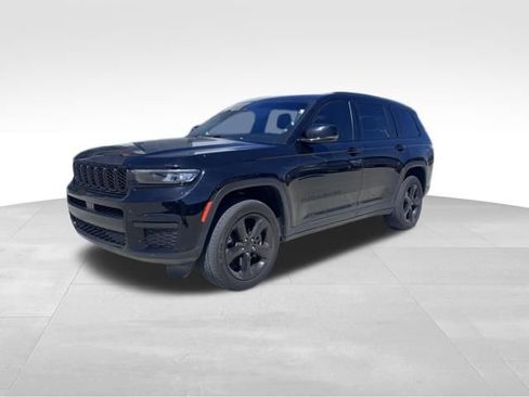 Used 2023 Jeep Grand Cherokee L Laredo AWD/4WD image 12