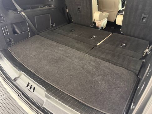 Used 2018 Ford Expedition Platinum RWD image 86