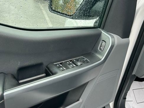 Used 2021 Ford F150 XLT w/ Trailer Tow Package image 13