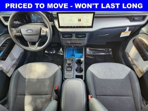 Used 2025 Ford Maverick XLT w/ Equipment Group 302A AWD/4WD image 26