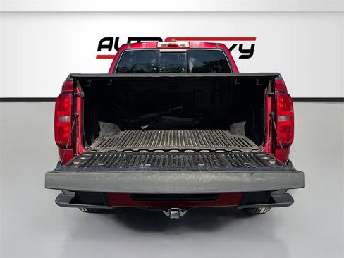 Used 2021 Chevrolet Colorado LT w/ Safety Package image 24