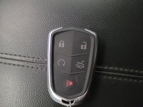 Used 2023 GMC Terrain SLE w/ Driver Convenience Package FWD image 32