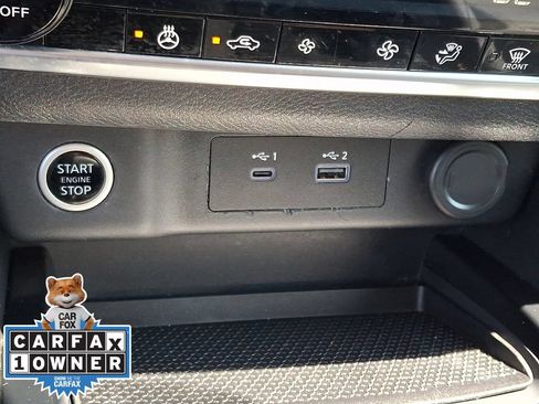 Used 2021 Nissan Rogue SV w/ Premium Package AWD/4WD image 25