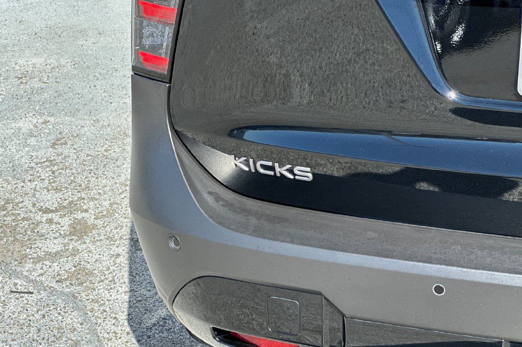 Certified 2025 Nissan Kicks SV w/ Illumination Package FWD image 27