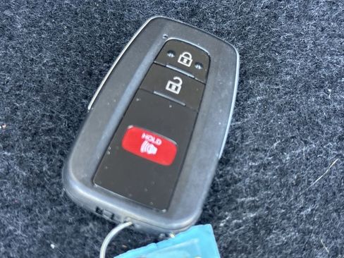 Used 2022 Toyota 4Runner SR5 AWD/4WD image 20