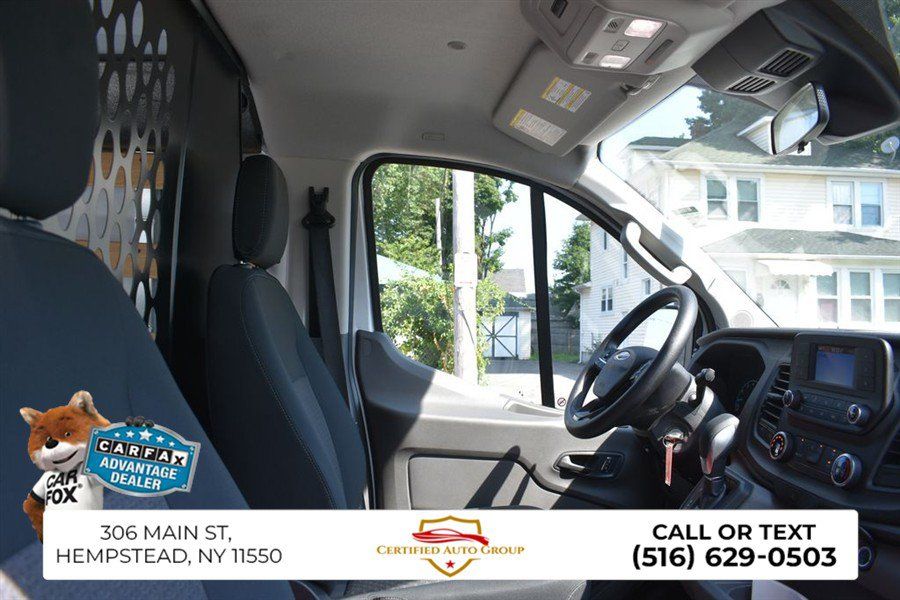 Used 2025 Ford Transit 250 Low Roof RWD image 19