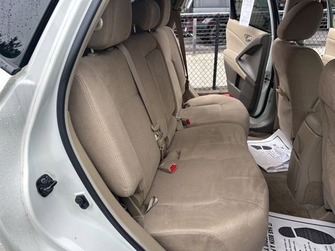 Used 2014 Nissan Murano S image 7