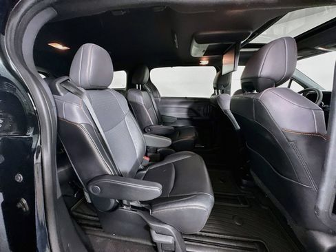 Certified 2023 Toyota Sienna XSE w/ XSE Plus Package AWD/4WD image 31
