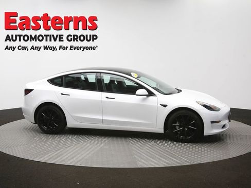 Used 2021 Tesla Model 3 Standard Range Plus RWD image 41
