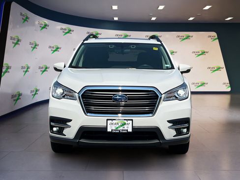 Used 2022 Subaru Ascent Limited w/ Technology Package image 2