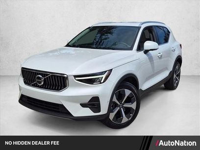 Used 2025 Volvo XC40 B5 Plus w/ Protection Package Premier