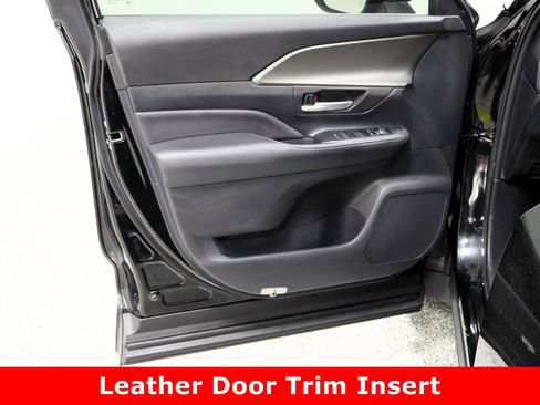 Used 2024 Toyota Grand Highlander XLE image 12