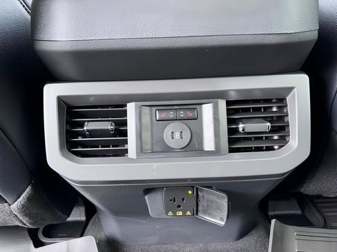 New 2026 Ford F250 Lariat w/ Lariat Ultimate Package AWD/4WD image 36