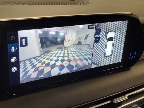 Used 2024 Hyundai Palisade Calligraphy image 20