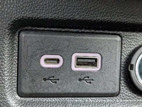 Used 2022 Chevrolet Spark LT FWD image 28