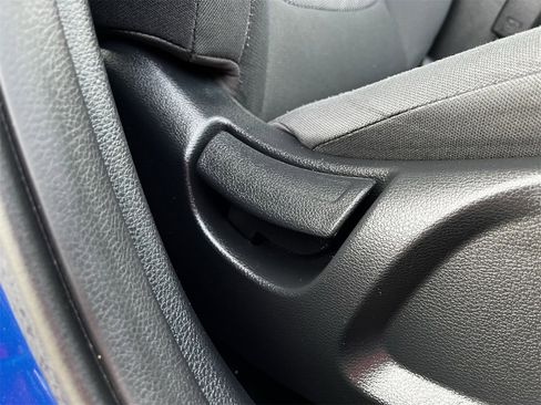 Used 2023 Kia Seltos LX image 25