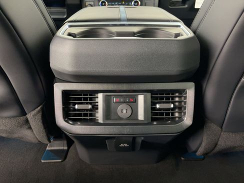 New 2026 Ford F250 Platinum image 29