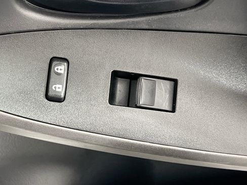 Used 2011 Toyota RAV4 4WD image 30