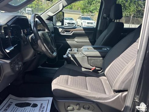 Used 2022 Chevrolet Silverado 1500 RST w/ Z71 Off-Road Package AWD/4WD image 24